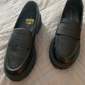 🦖 sincerely Jules black rocker Mary Jane loafers size 9.5 (fits like a 10).